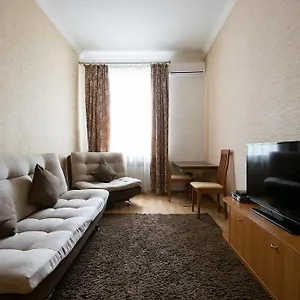 nadezhda-apartments-on-jeltoksan-103.hotels-of-almaty.com/